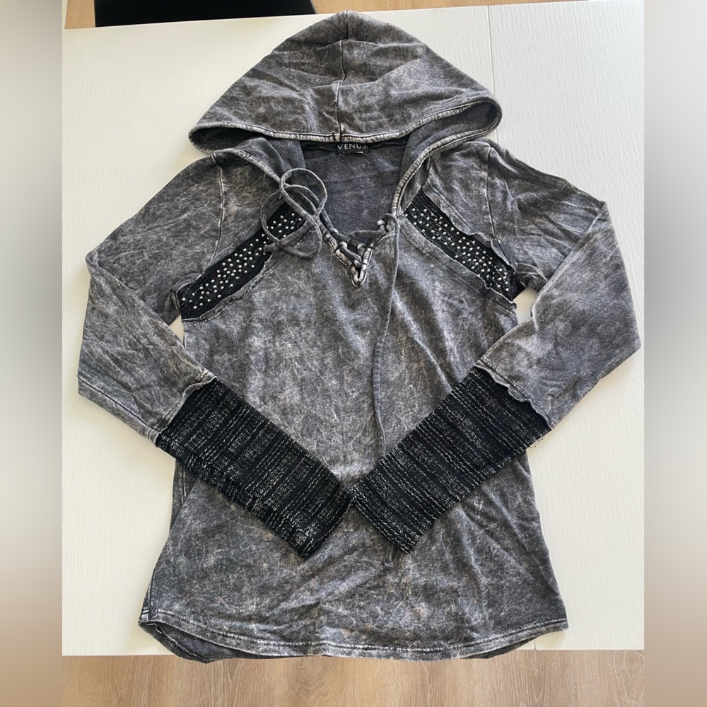Venus xs hoodie with knit sleeves